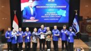 DPP Demokrat Serahkan Rekomendasi Supian Chandra di Pilkada Depok 2024