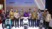 Honda ICON e: dan CUV e: Meriahkan Booth AHM di IMOS 2024