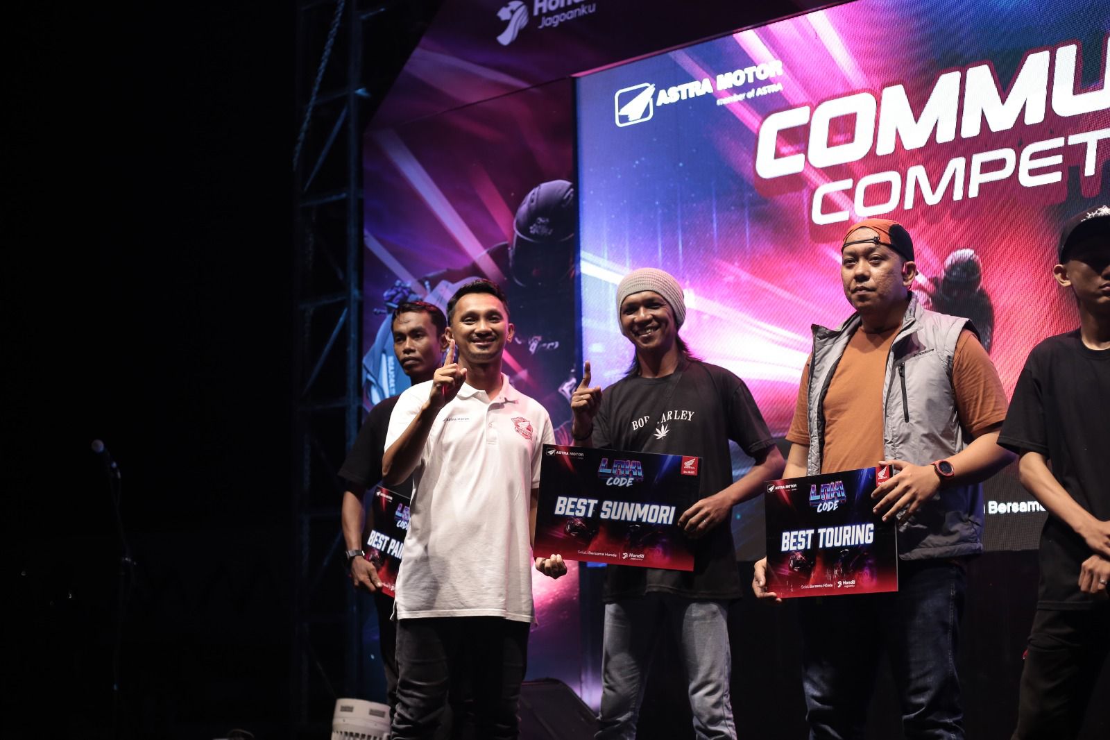 Asmo Sulsel Perkuat Ikatan dengan Komunitas Honda Lewat Touring dan Edukasi Keselamatan Berkendara